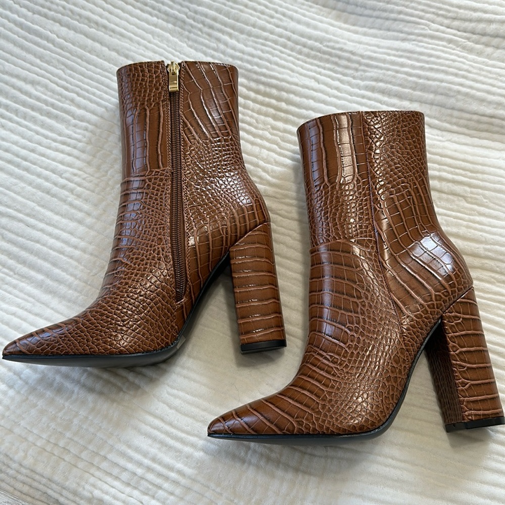 ✨ Brand New Lulu’s Croc Ankle Boots ✨